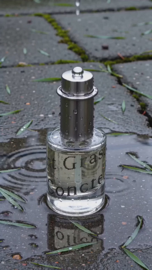 Cut Grass + Concrete (Perfume Oil)