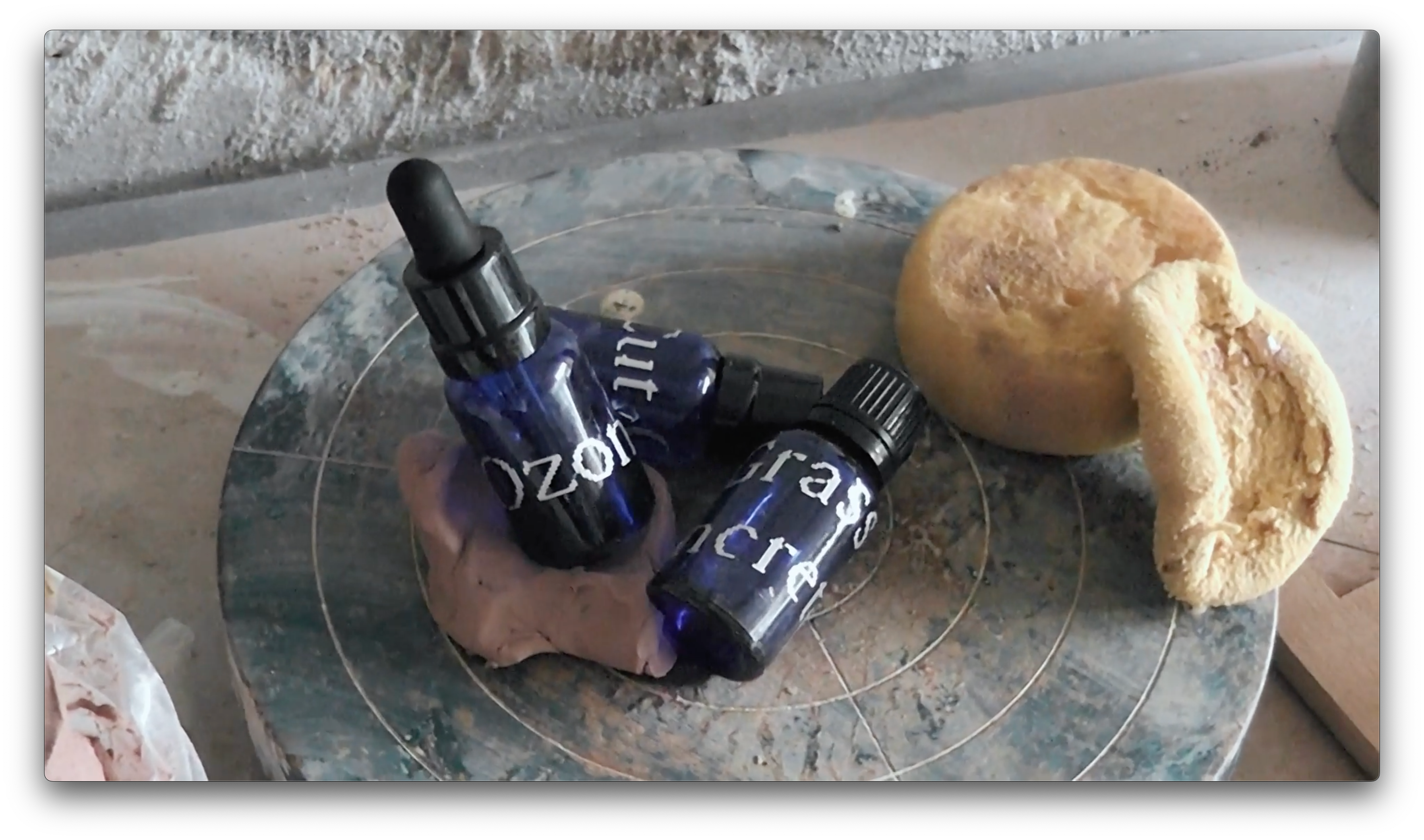 Load video: Incense burner oils spinning