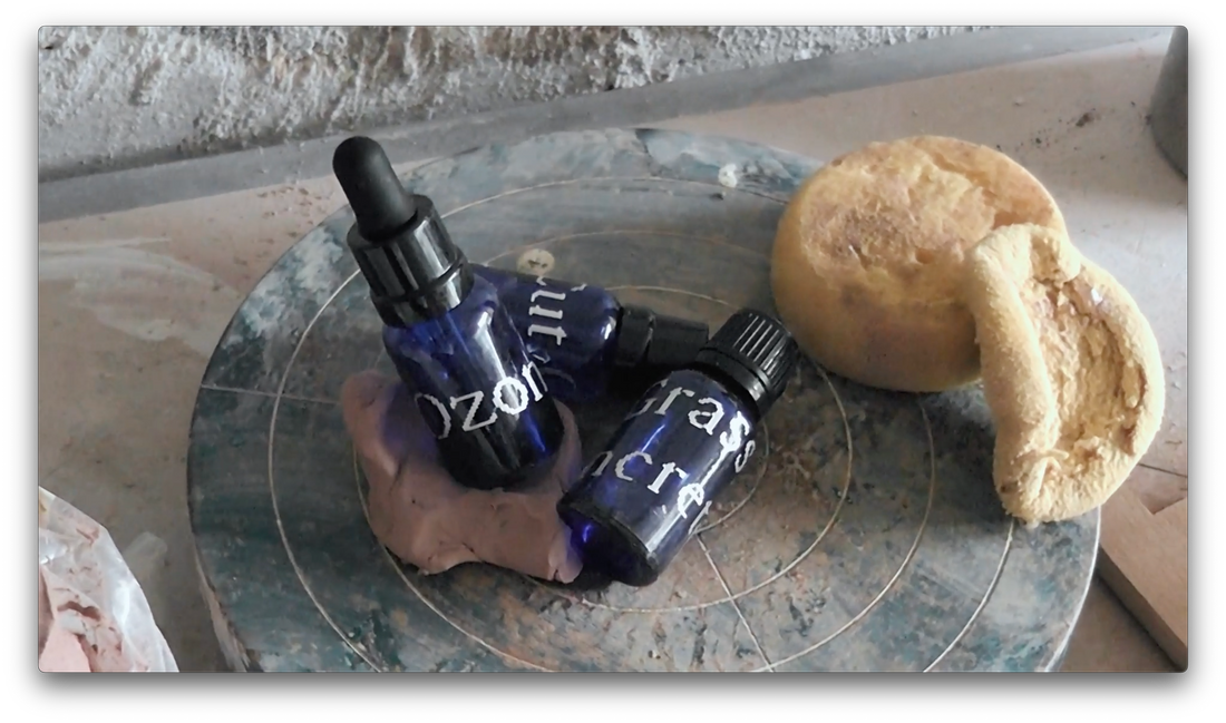 Incense burner oils spinning